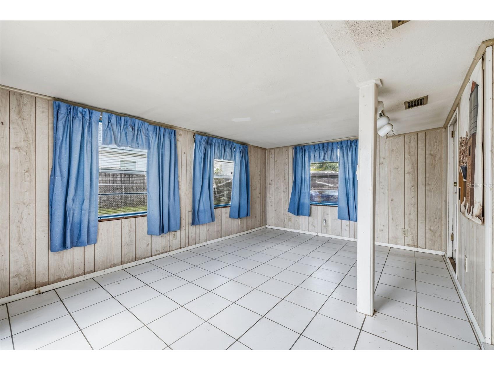 4408 W Elm Street Tampa FL 33614 TB8527483 image11