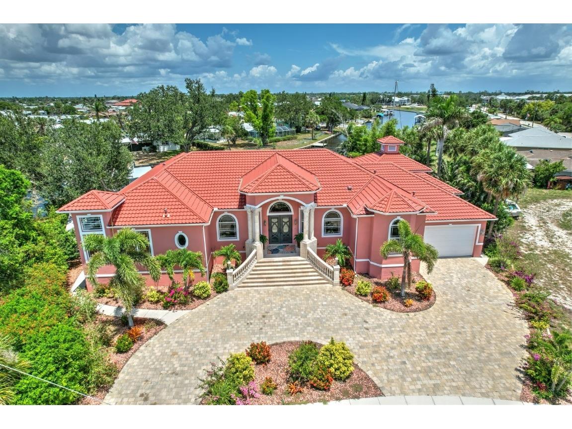 4409 Crews Court Port Charlotte FL 33952 C7516089 image1