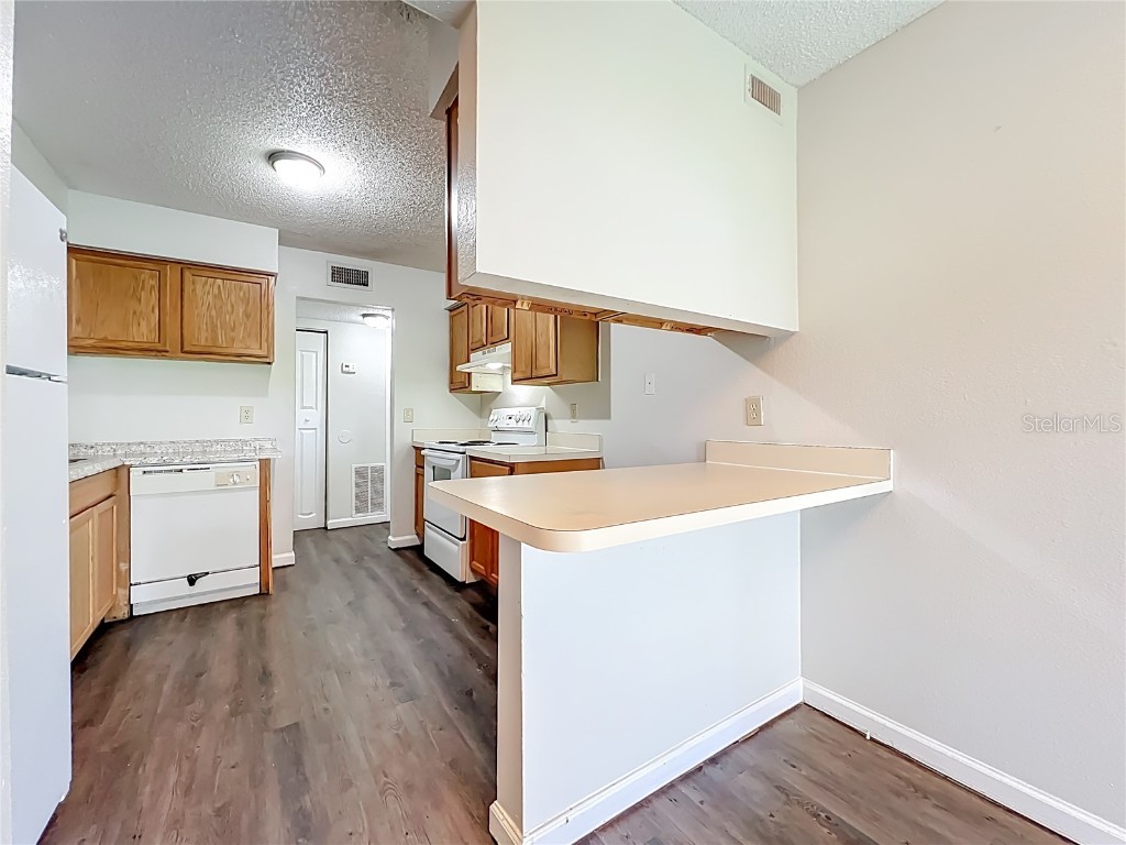 4409 S Semoran Boulevard #3 Orlando FL 32822 OM709109 image16