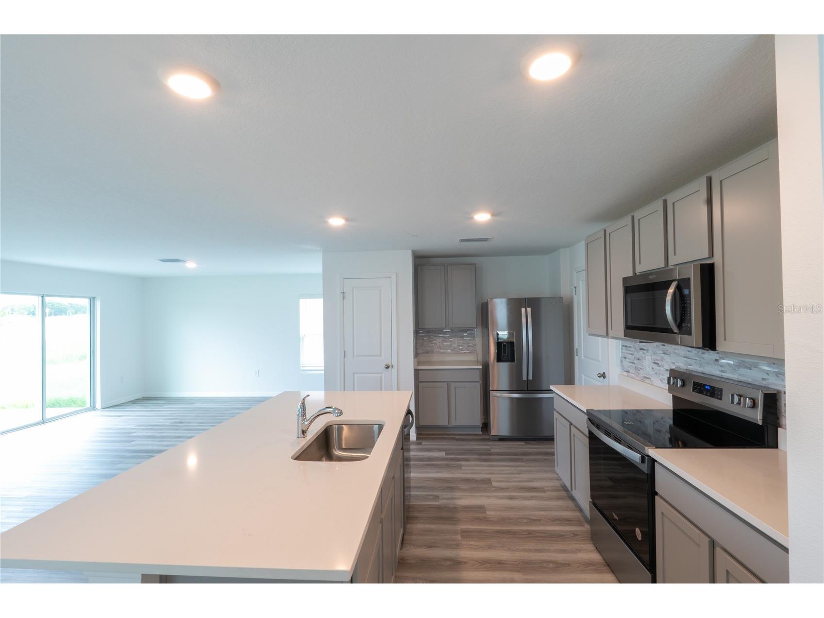 4409 Sand Dollar Way Zephyrhills FL 33541 TB8529562 image22