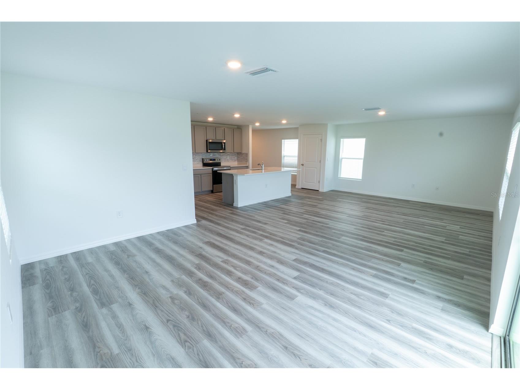 4409 Sand Dollar Way Zephyrhills FL 33541 TB8529562 image26
