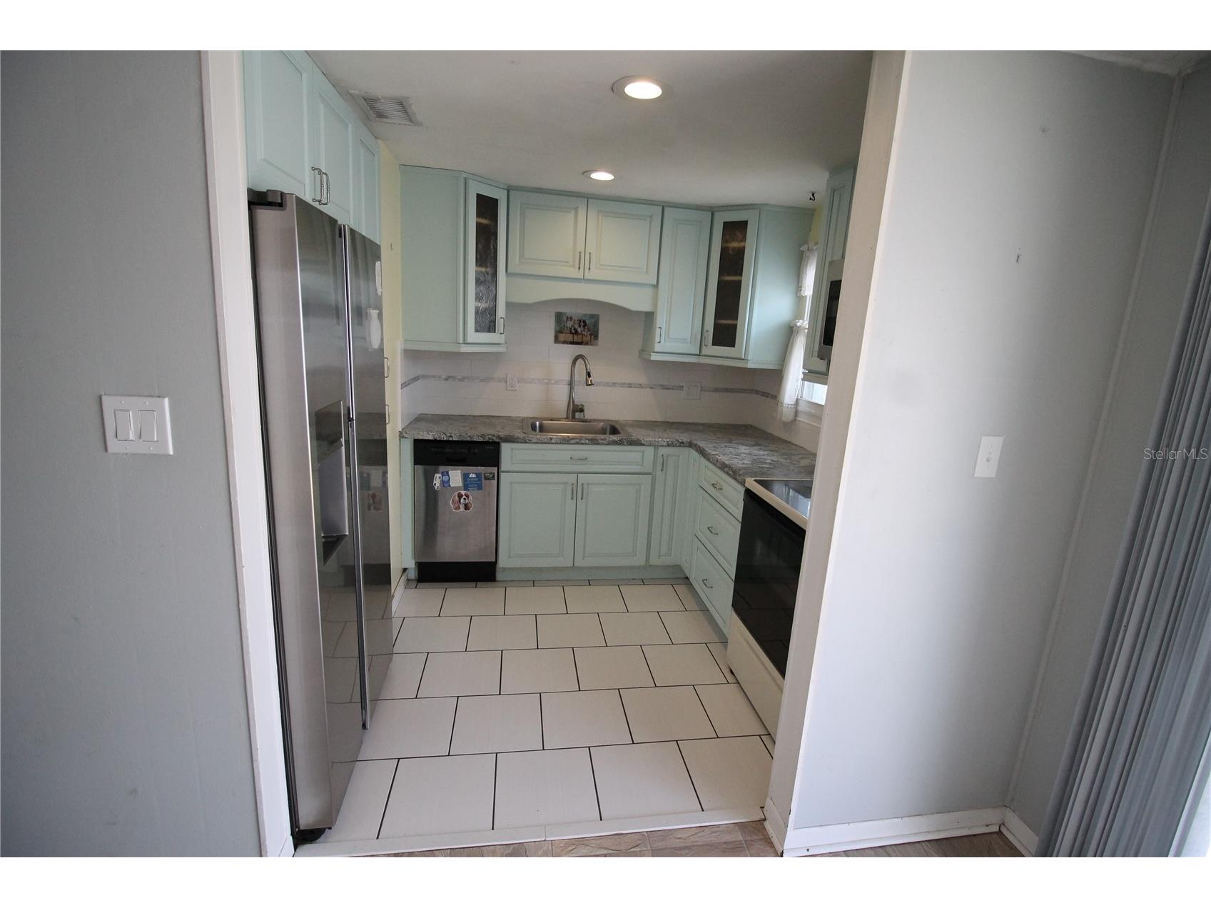 4409 W Minnehaha Street Tampa FL 33614 TB8530771 image8