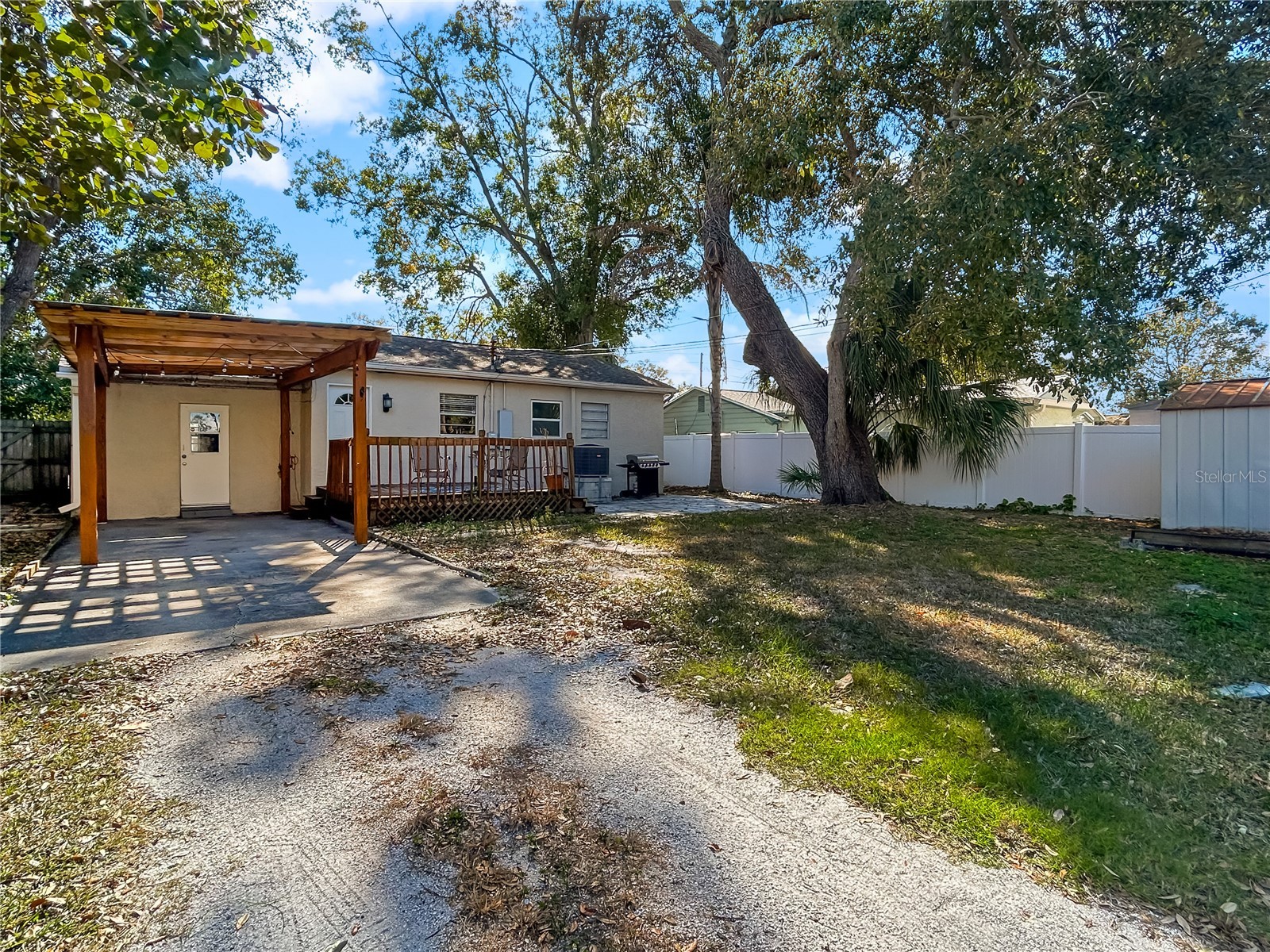 441 40th Avenue NE Saint Petersburg FL 33703 O6376716 image2