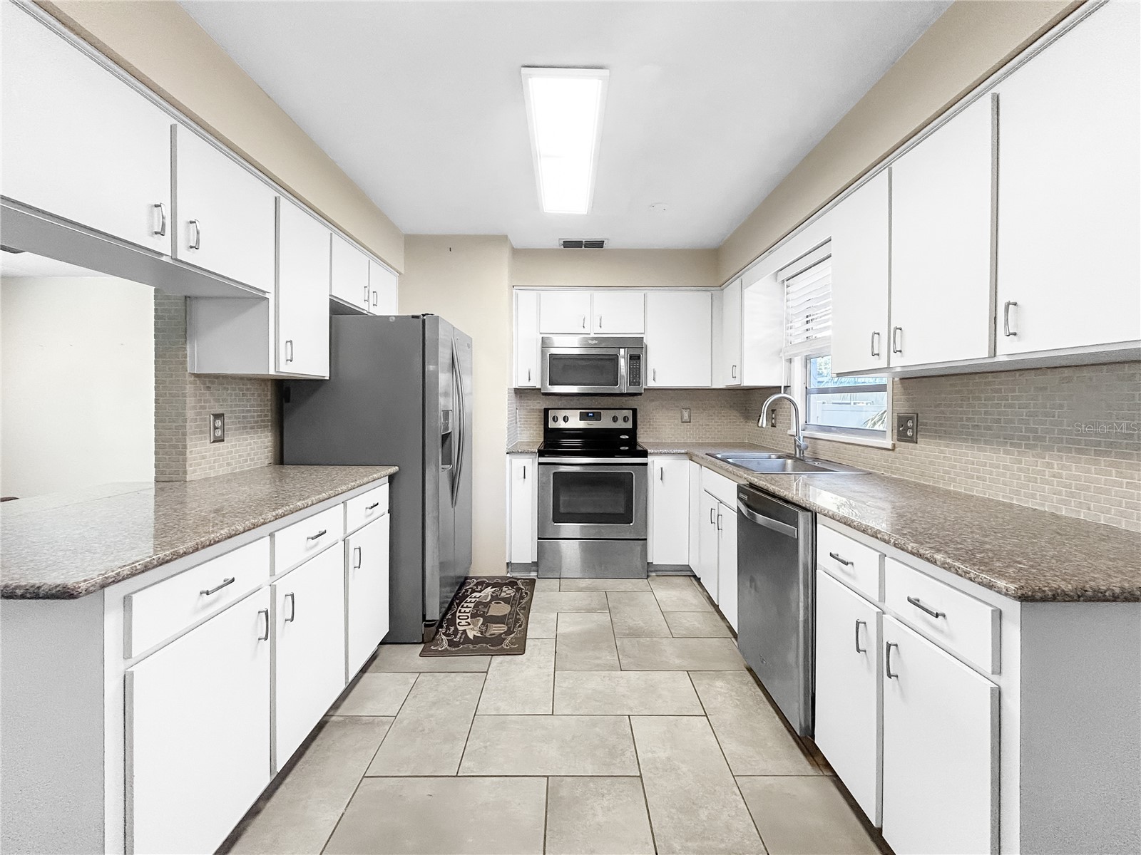 441 40th Avenue NE Saint Petersburg FL 33703 O6376716 image4