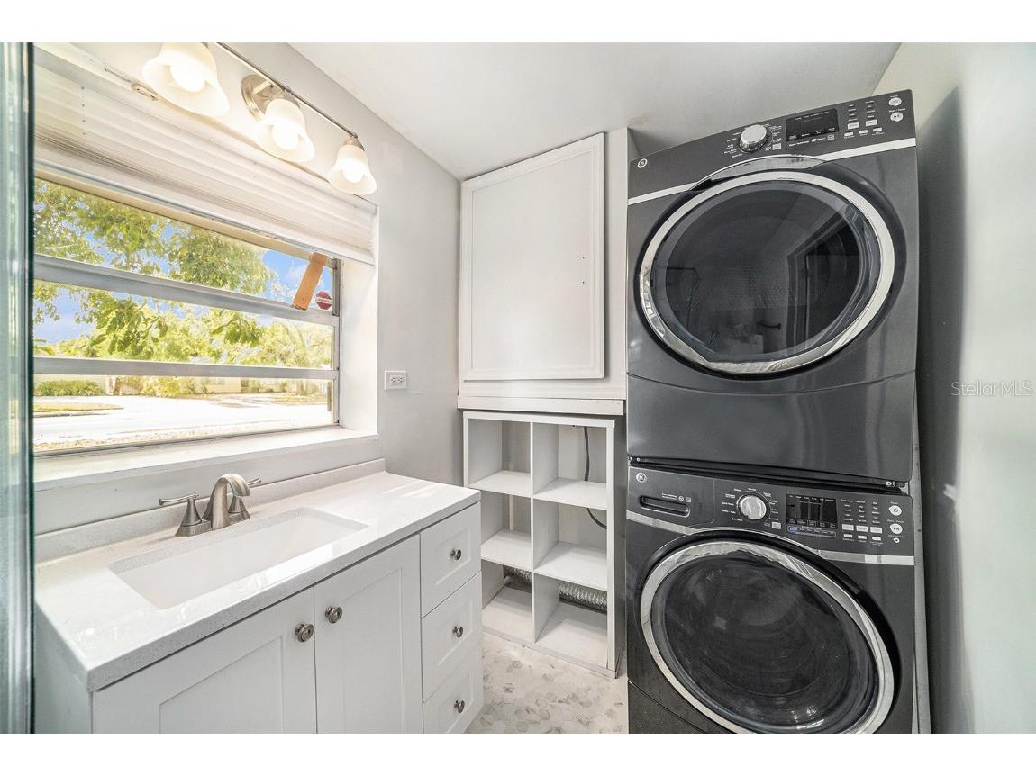 441 40th Avenue NE Saint Petersburg FL 33703 TB8452836 image12