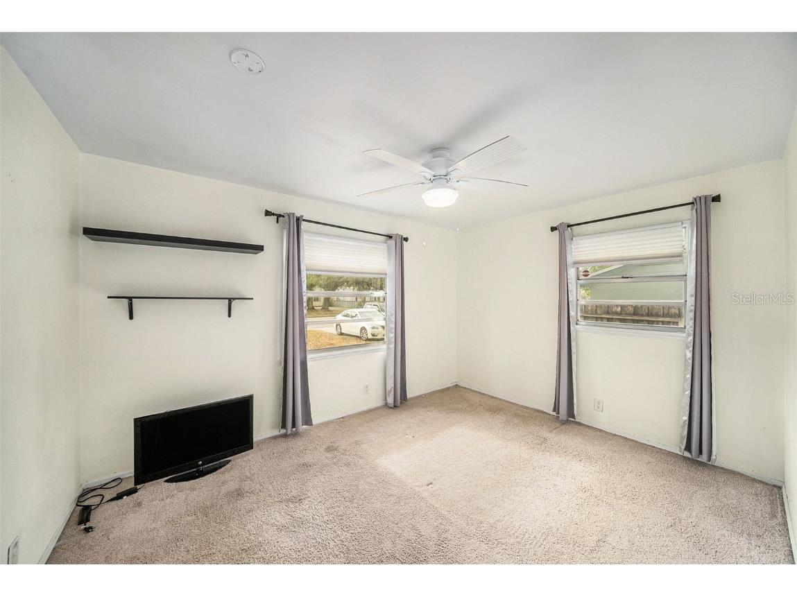 441 40th Avenue NE Saint Petersburg FL 33703 TB8452836 image14