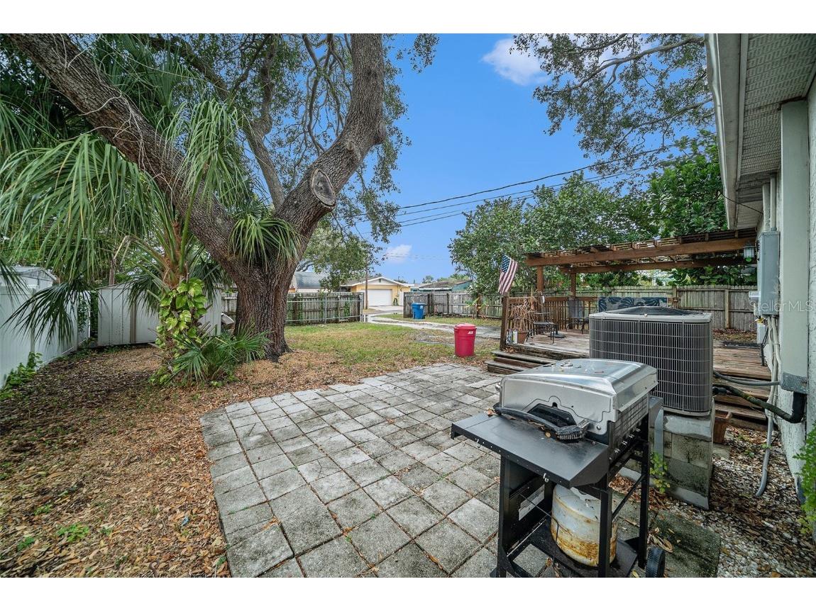 441 40th Avenue NE Saint Petersburg FL 33703 TB8452836 image19