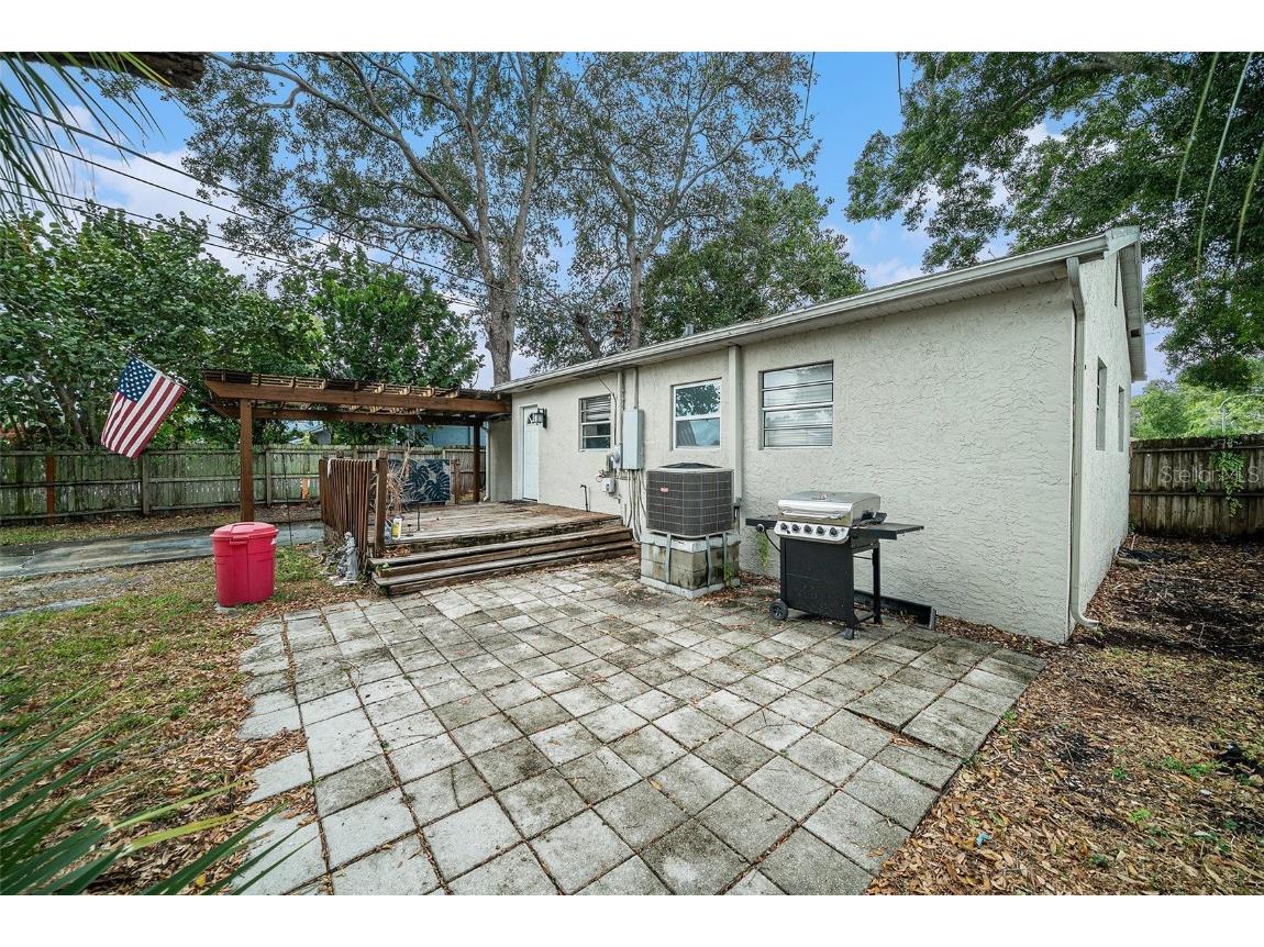 441 40th Avenue NE Saint Petersburg FL 33703 TB8452836 image20