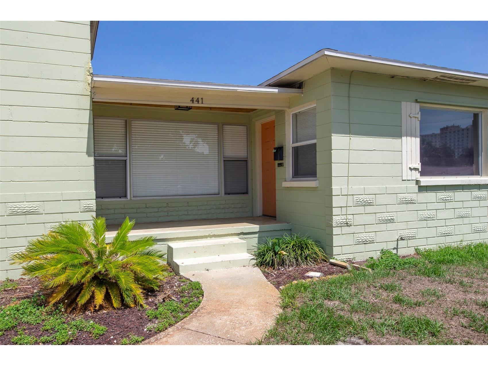 441 57th Street N Saint Petersburg FL 33710 TB8513563 image1