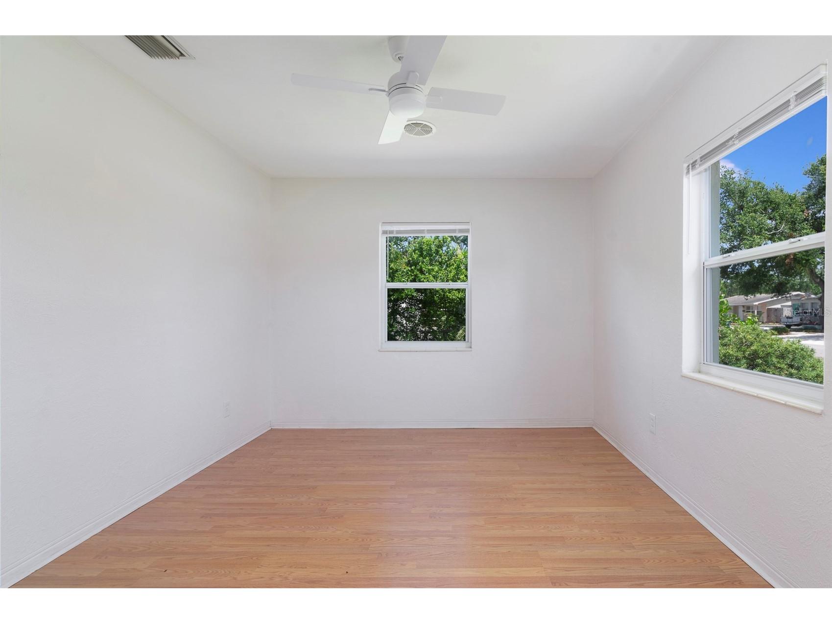 441 57th Street N Saint Petersburg FL 33710 TB8513563 image15