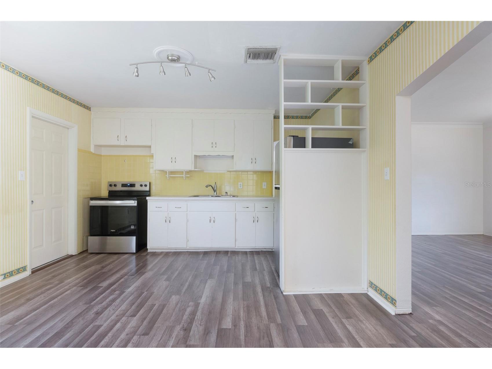 441 57th Street N Saint Petersburg FL 33710 TB8513563 image7