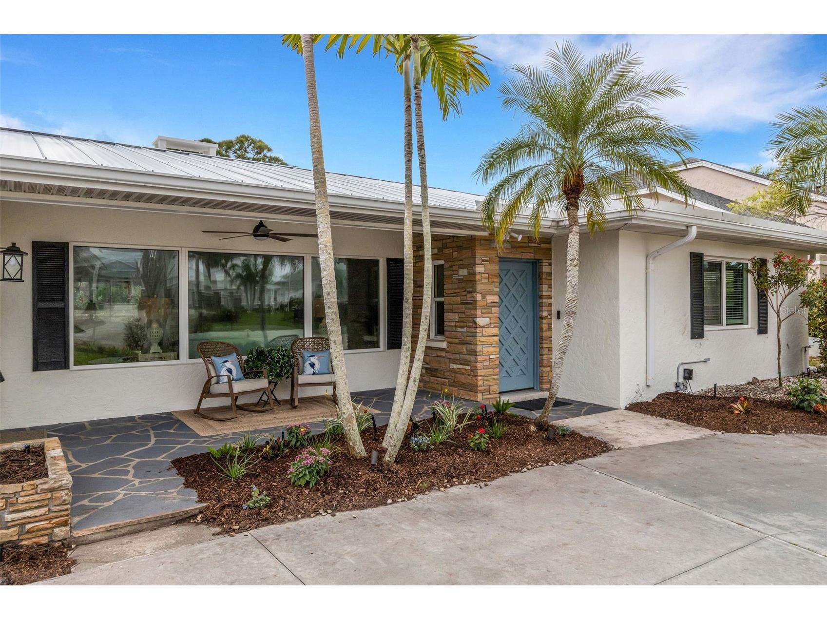 441 Bayshore Drive Venice FL 34285 - ROBERTS BAY TB8487580 image1