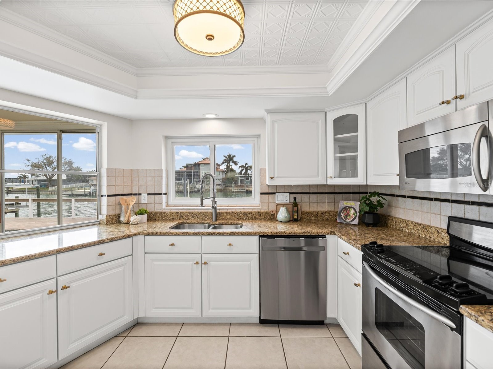 441 Palm Island NE Clearwater FL 33767 TB8481527 image12