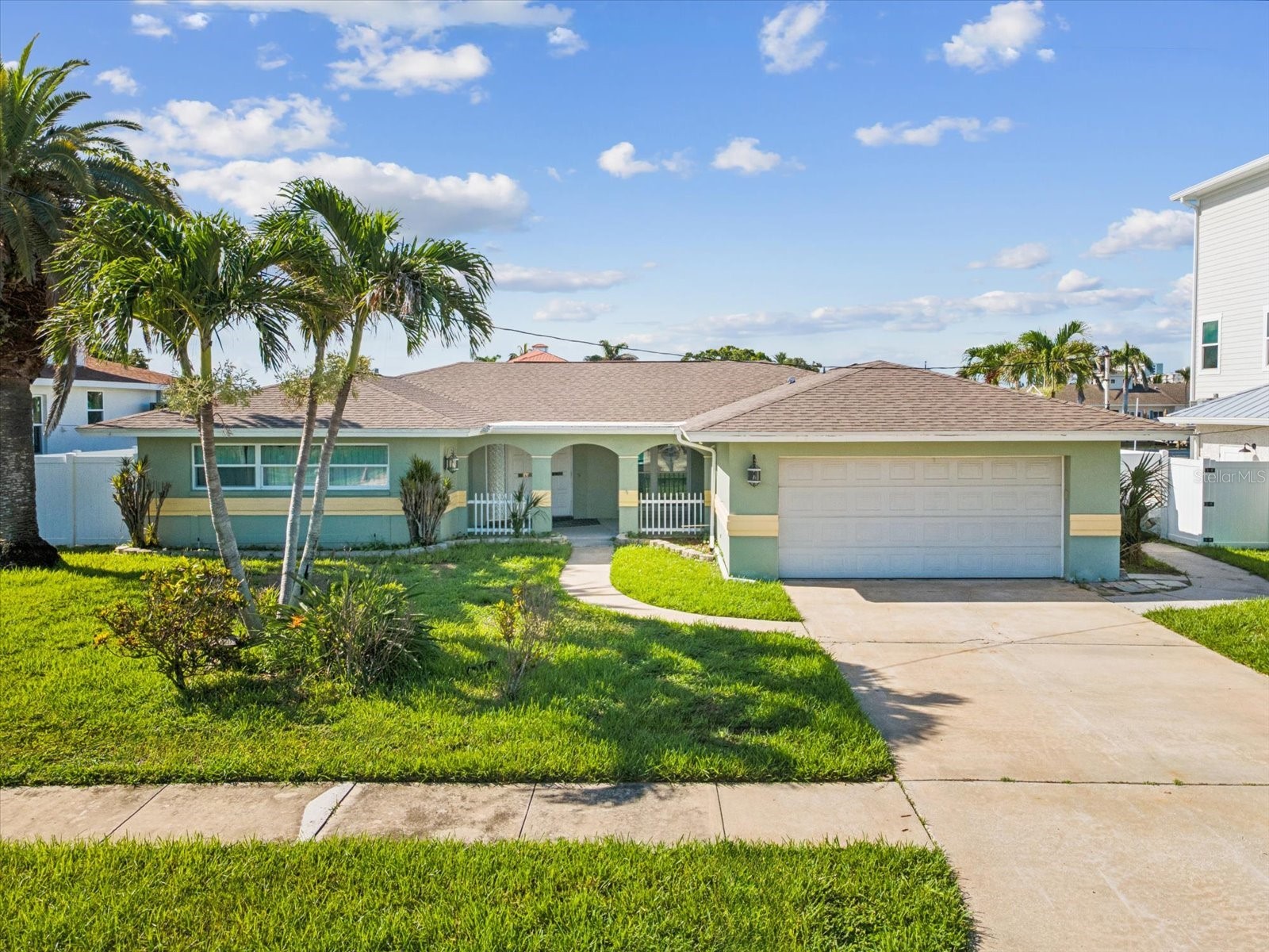 441 Palm Island NE Clearwater FL 33767 TB8481527 image2