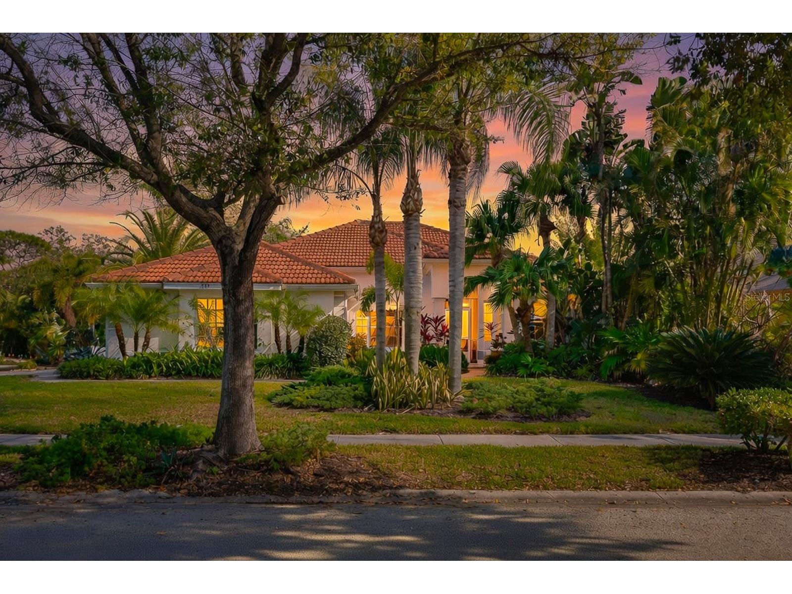 441 Village Drive Tarpon Springs FL 34689 TB8462325 image1