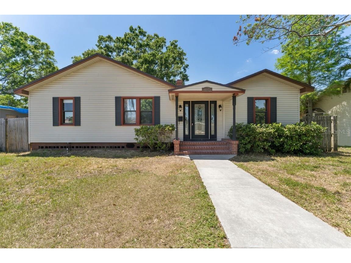 4410 19th Street N Saint Petersburg FL 33714 TB8371314 image1