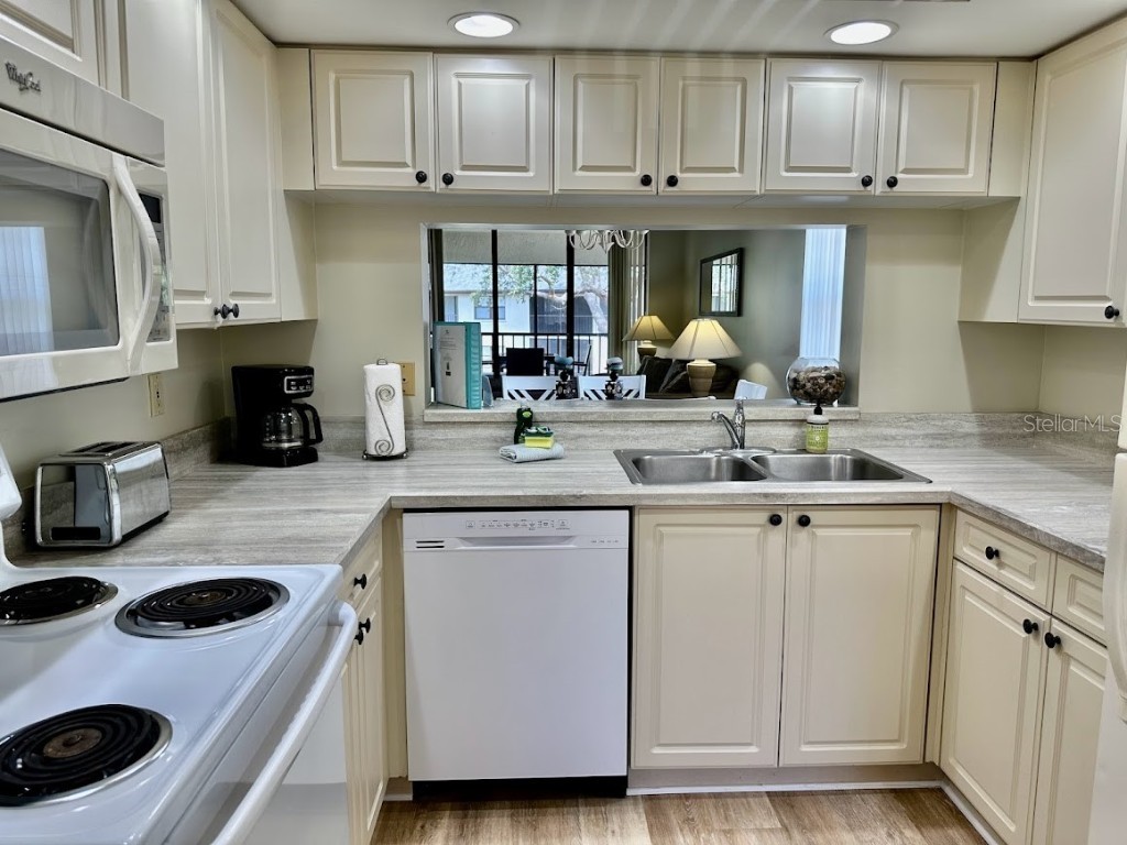 4410 47th Avenue W #204 Bradenton FL 34210 A4670445 image25