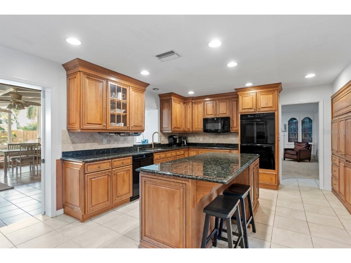 4410 W Clear Avenue Tampa FL 33629 TB8445253 image15