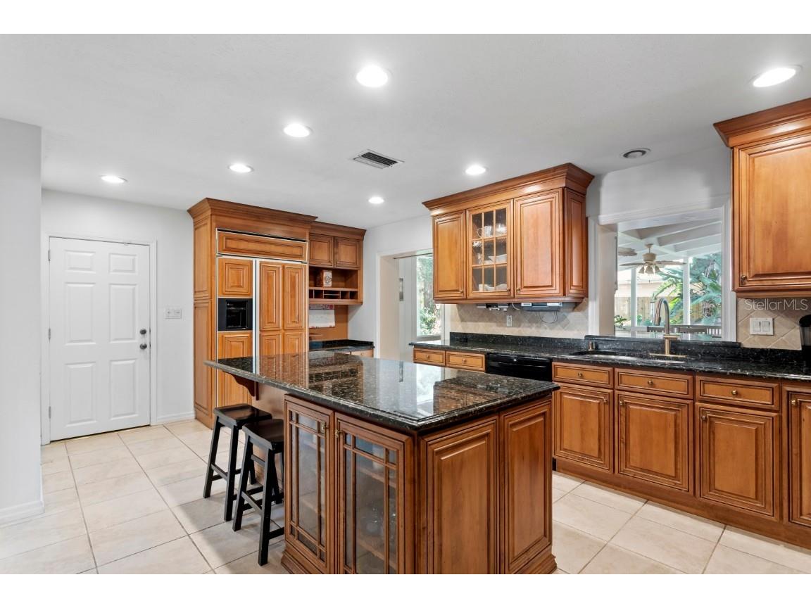 4410 W Clear Avenue Tampa FL 33629 TB8445253 image18