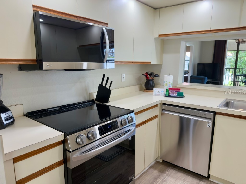 4411 46th Avenue W #204 Bradenton FL 34210 A4659631 image13