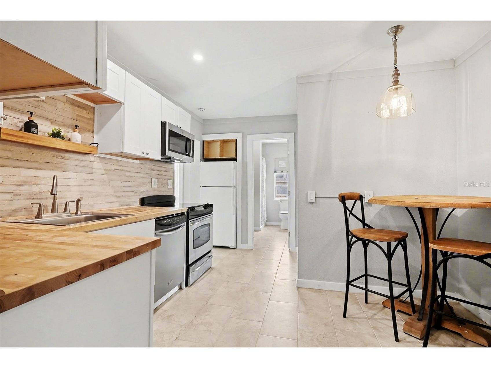 4411 Melbourne Street Punta Gorda FL 33980 C7523969 image8
