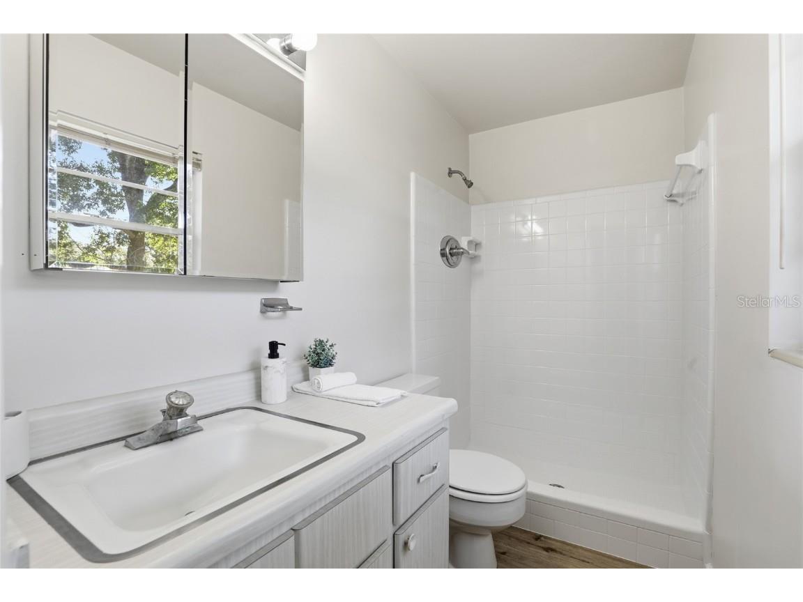 4411 NW 14th Place Gainesville FL 32605 GC535419 image13