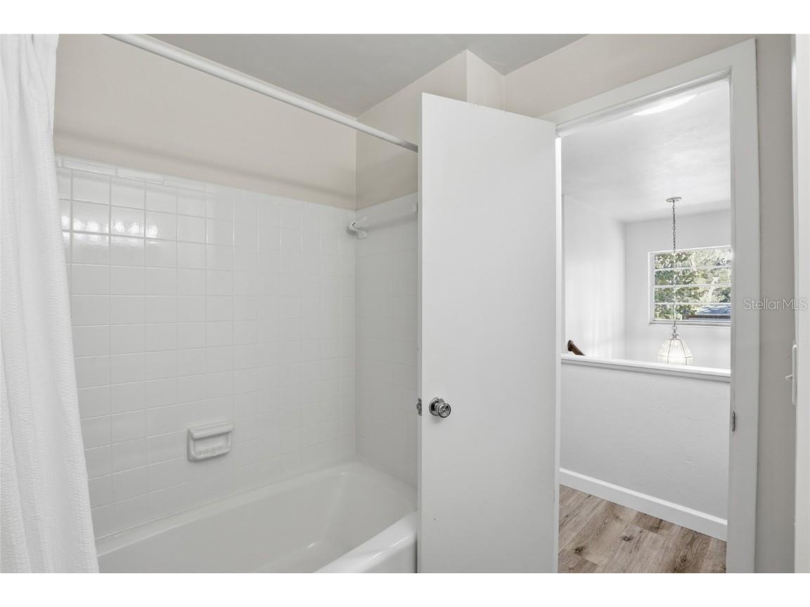 4411 NW 14th Place Gainesville FL 32605 GC535419 image18