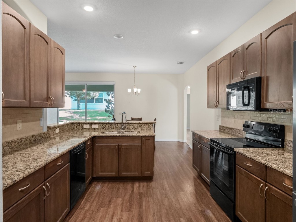 4411 Winchester Court Leesburg FL 34748 G5100901 image9