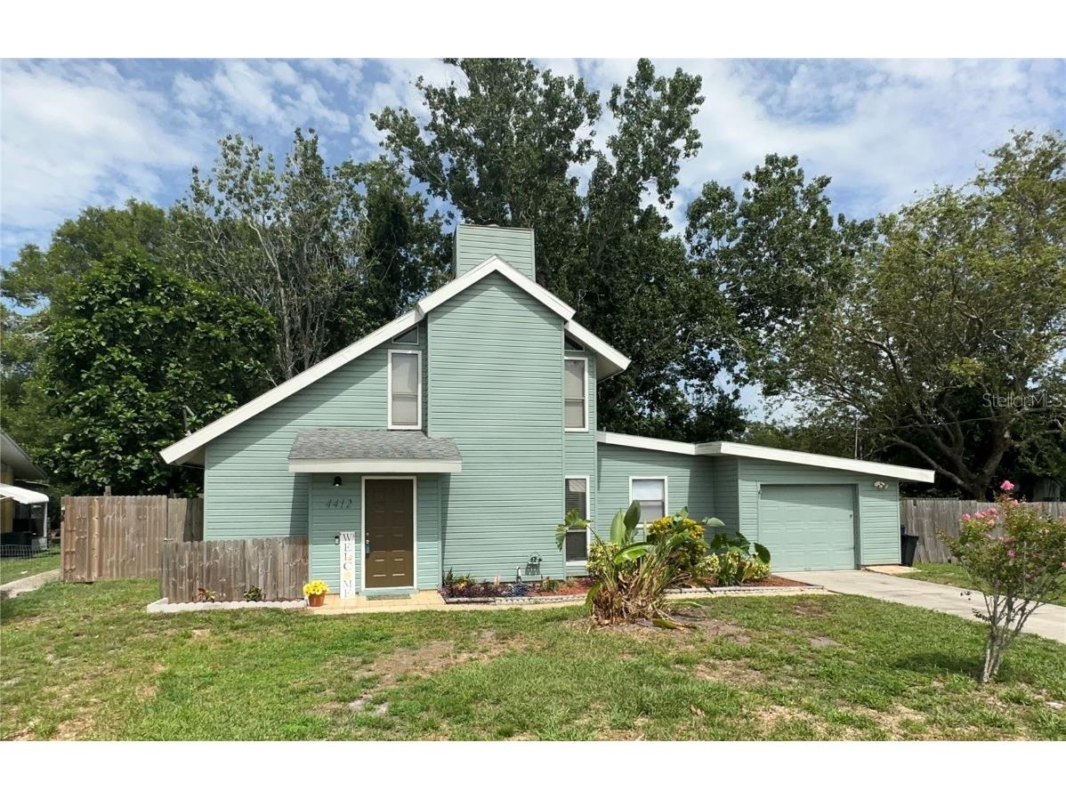 4412 3rd Avenue W Palmetto FL 34221 A4572901 image1