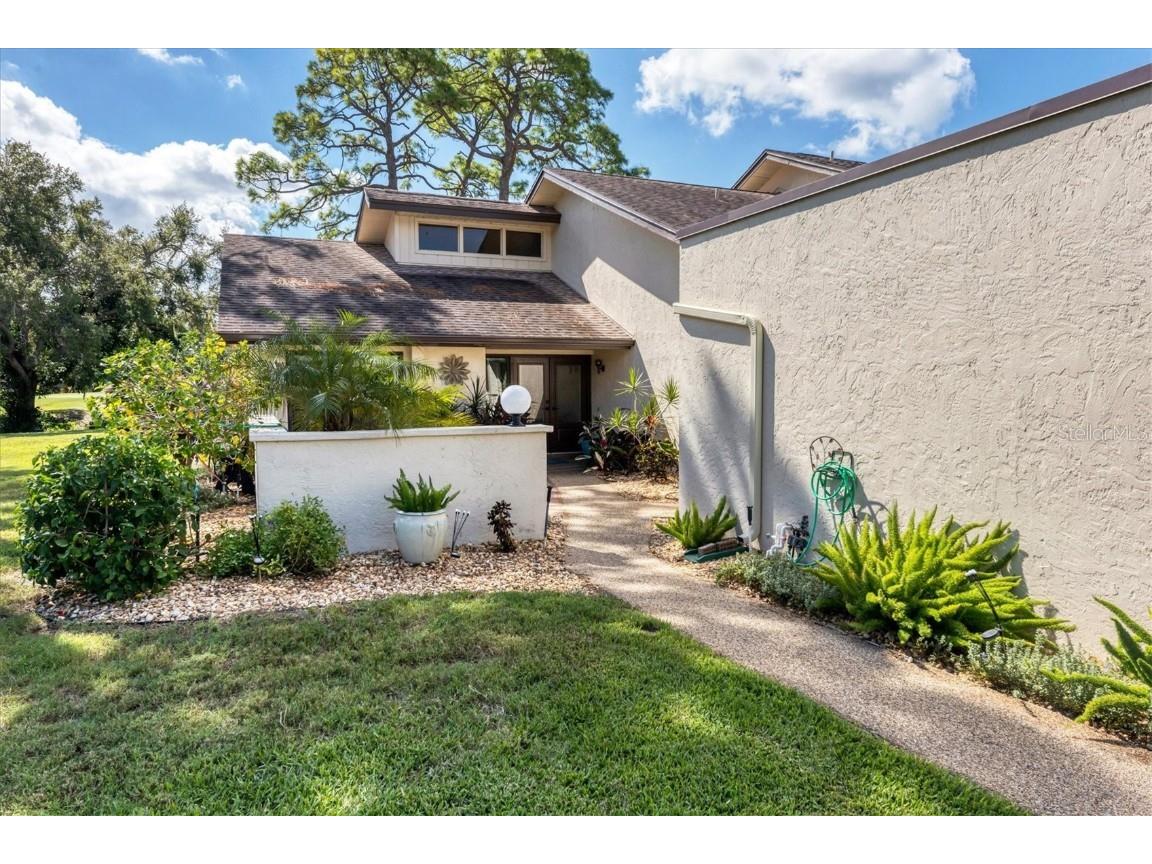 4412 La Jolla Drive Bradenton FL 34210 A4584144 image1