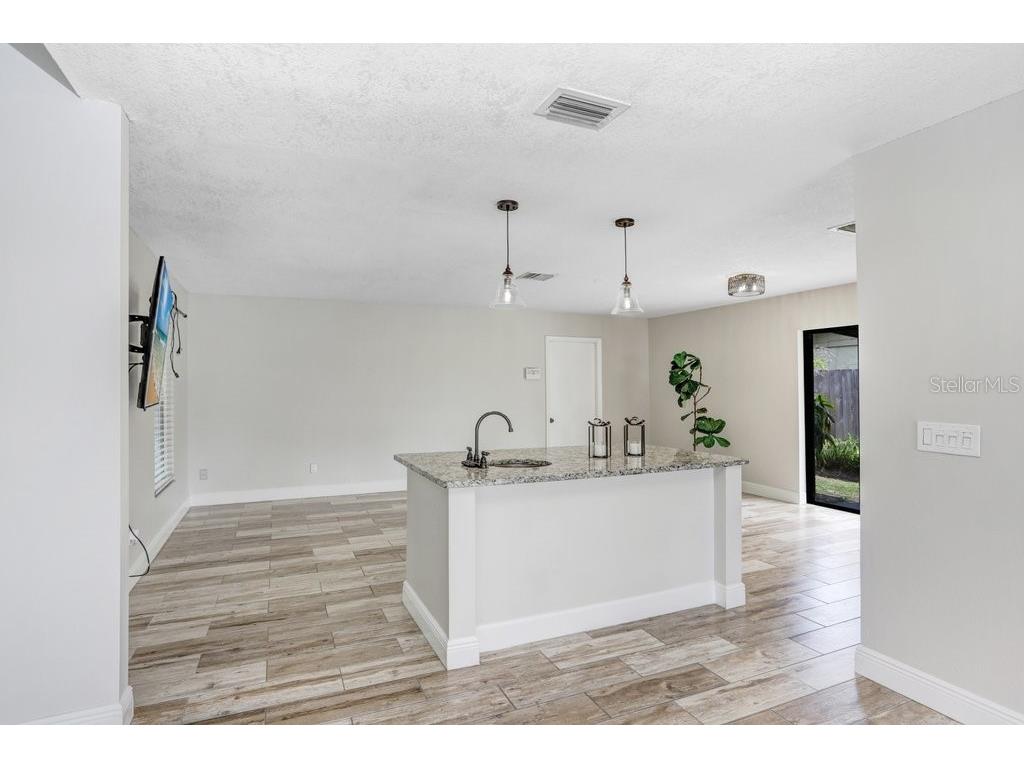 4412 Stonehenge Road Tampa FL 33624 TB8427072 image11