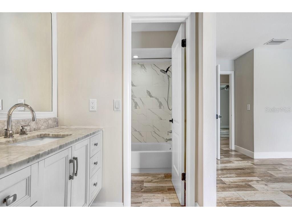 4412 Stonehenge Road Tampa FL 33624 TB8427072 image21