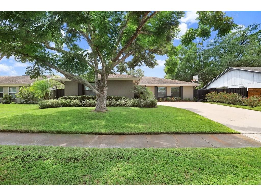 4412 Stonehenge Road Tampa FL 33624 TB8427072 image3