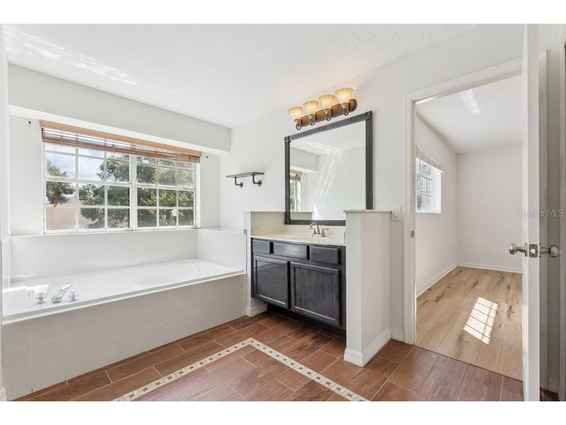 4413 Riverton Drive Orlando FL 32817 O6347038 image25