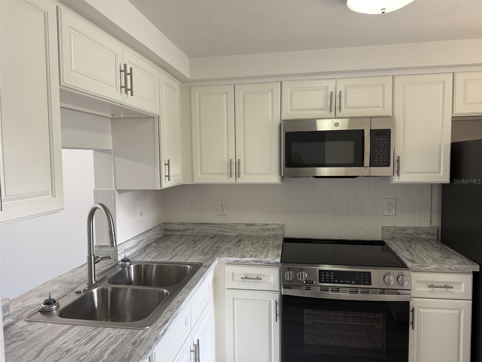 4413 Sunstate Drive #0 New Port Richey FL 34652 W7885777 image3