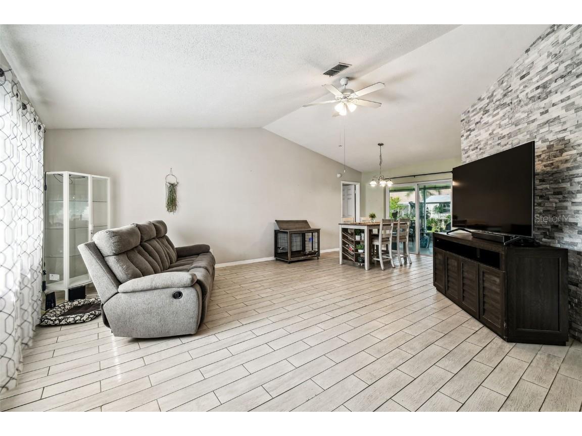 4413 Tioga Ave Spring Hill FL 34608 TB8406167 image25