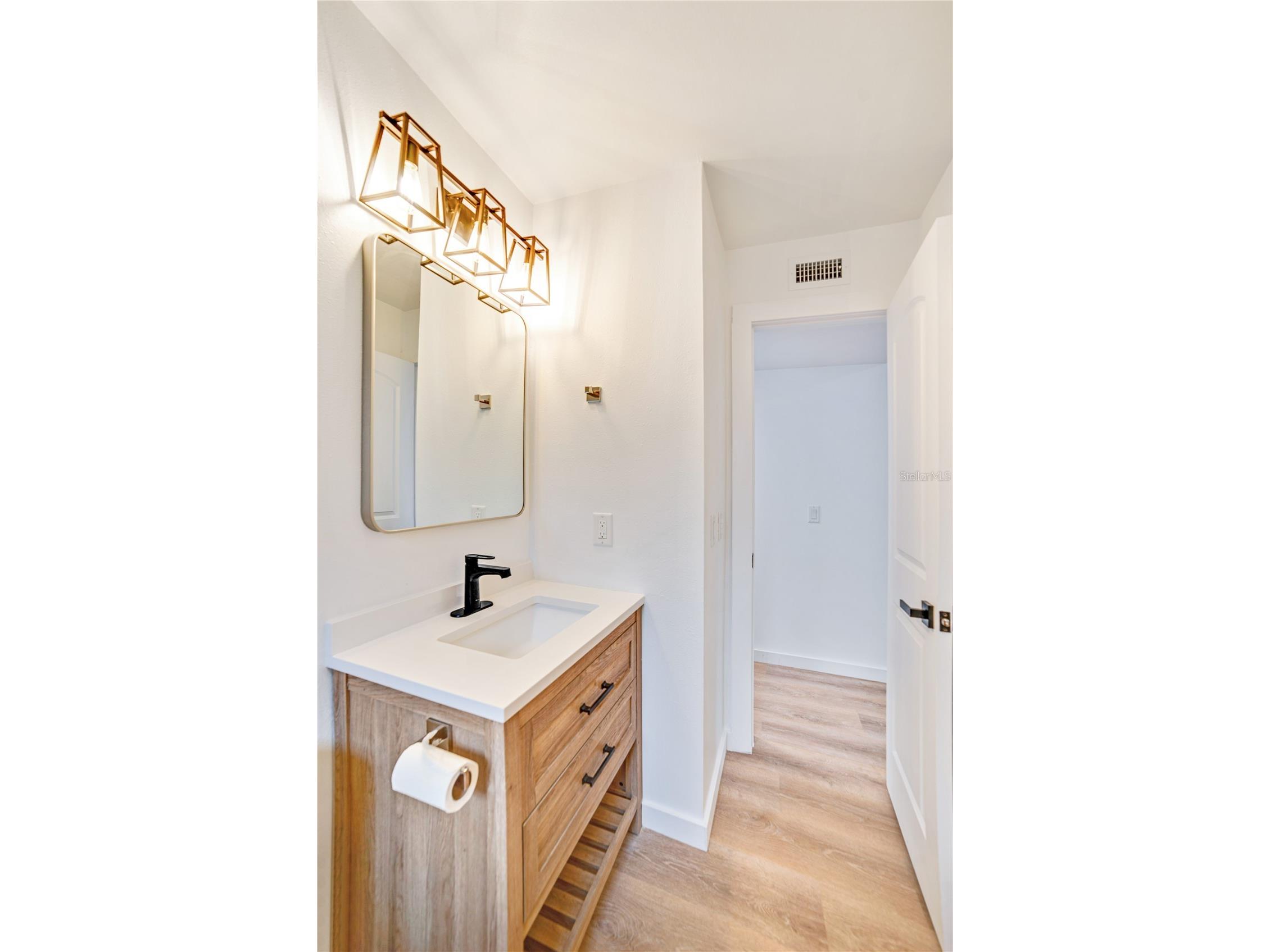 4413 W Rogers Avenue Tampa FL 33611 TB8494943 image15