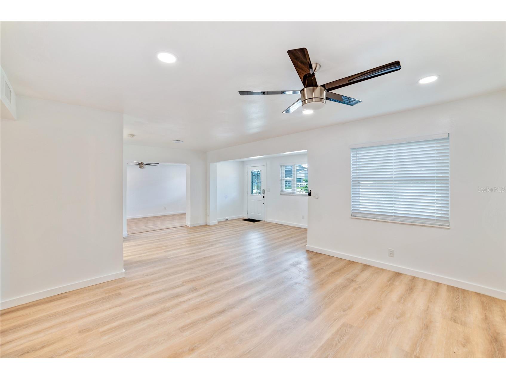 4413 W Rogers Avenue Tampa FL 33611 TB8494943 image5