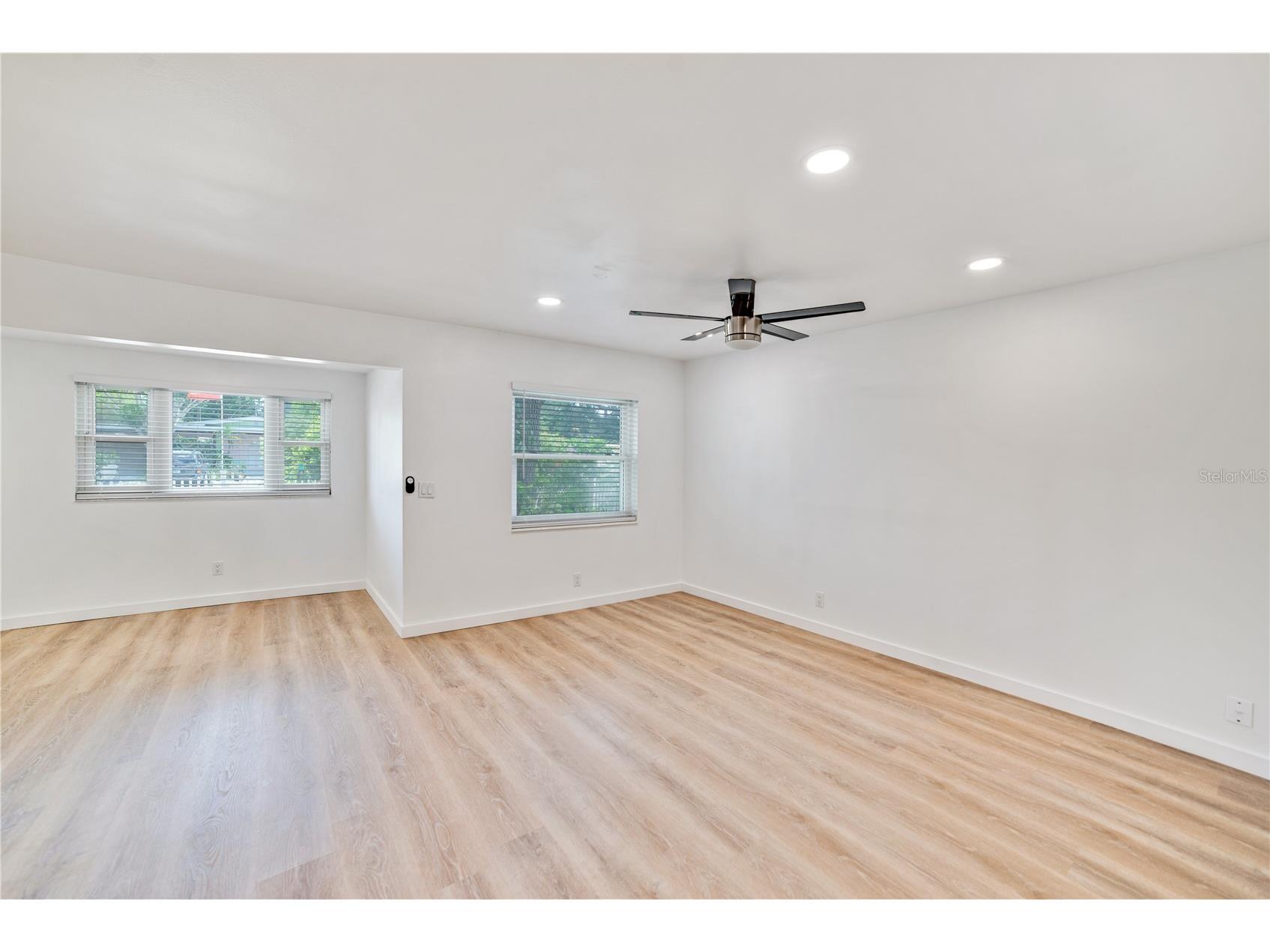 4413 W Rogers Avenue Tampa FL 33611 TB8494943 image7