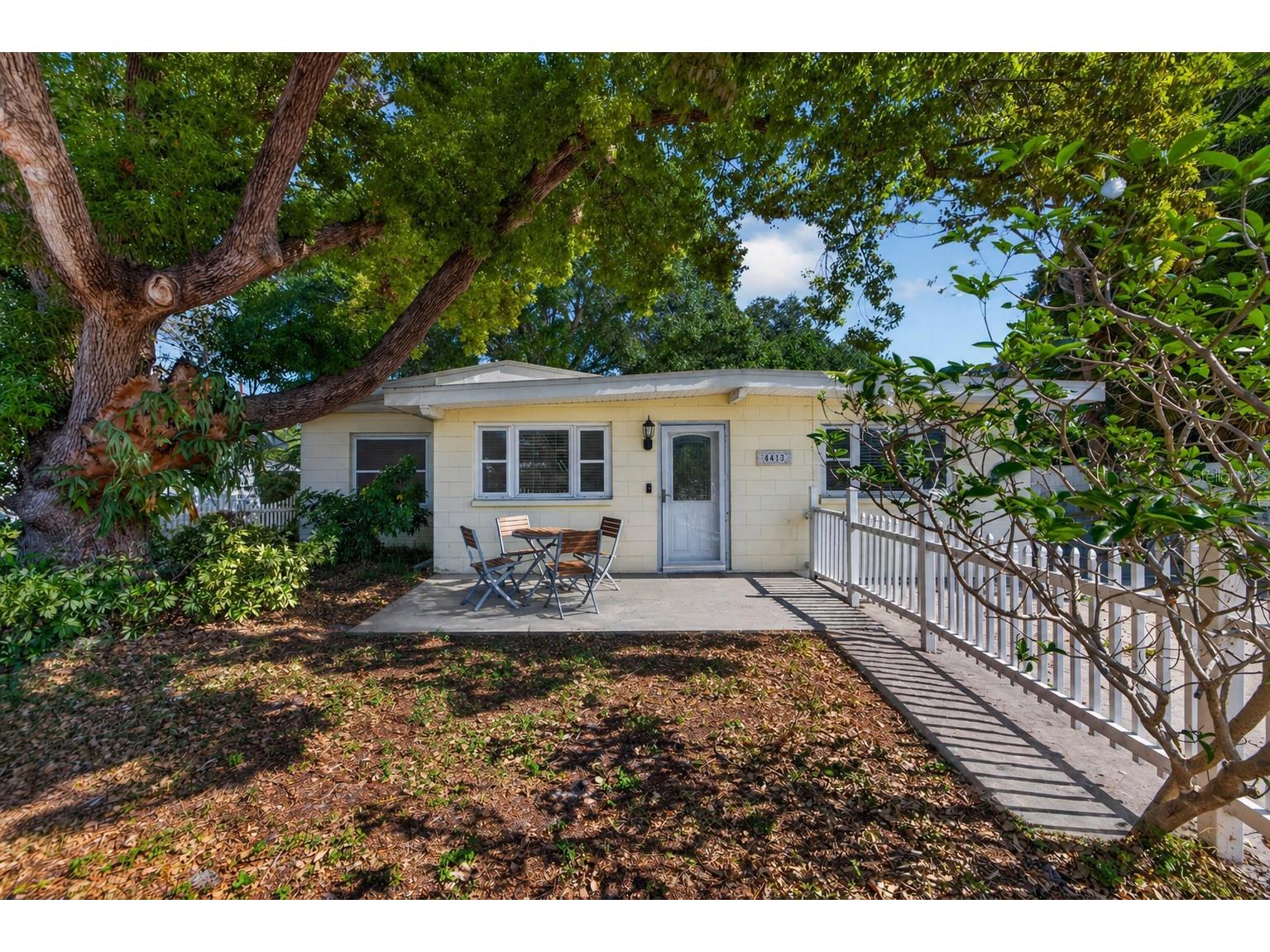 4413 W Rogers Avenue Tampa FL 33611 TB8501073 image1