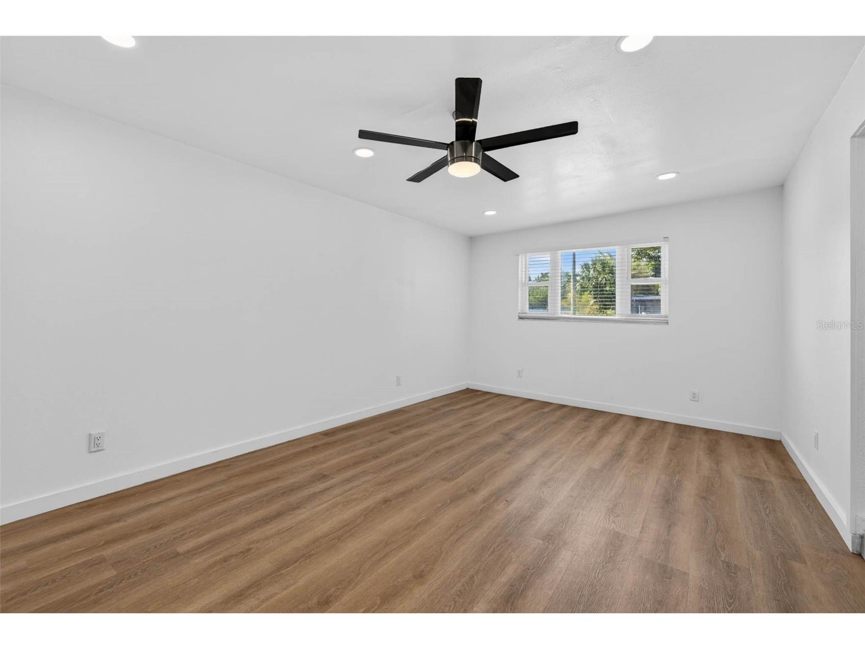 4413 W Rogers Avenue Tampa FL 33611 TB8501073 image13