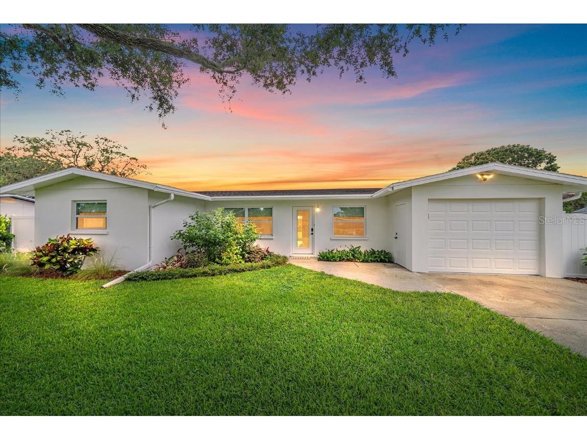 4414 Alhambra Avenue Sarasota FL 34231 A4658918 image1