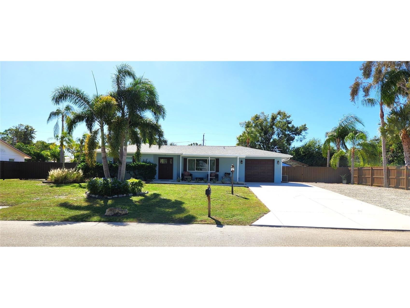 4414 Denice Lane Sarasota FL 34232 A4587656 image1