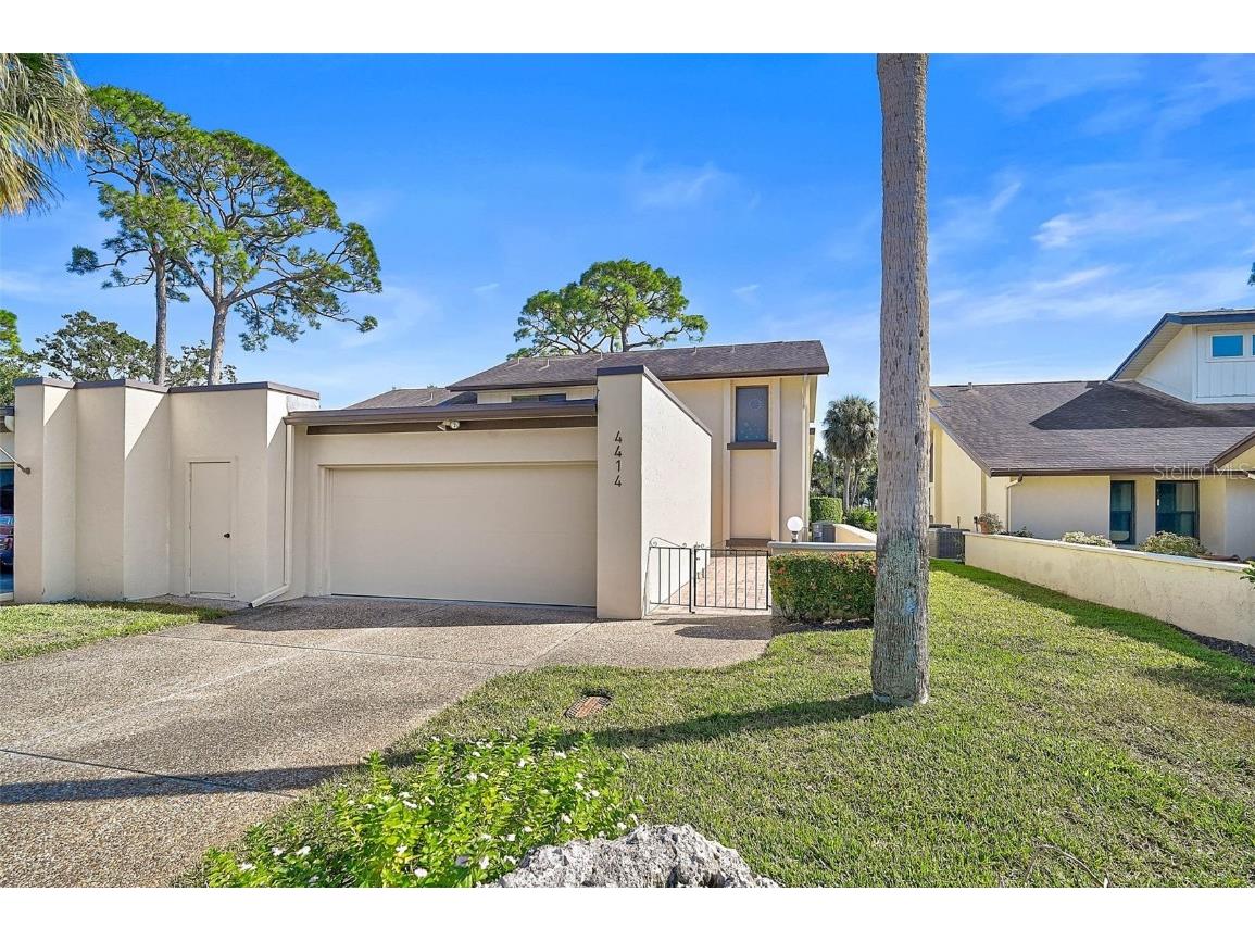 4414 La Jolla Drive #0 Bradenton FL 34210 A4671810 image1