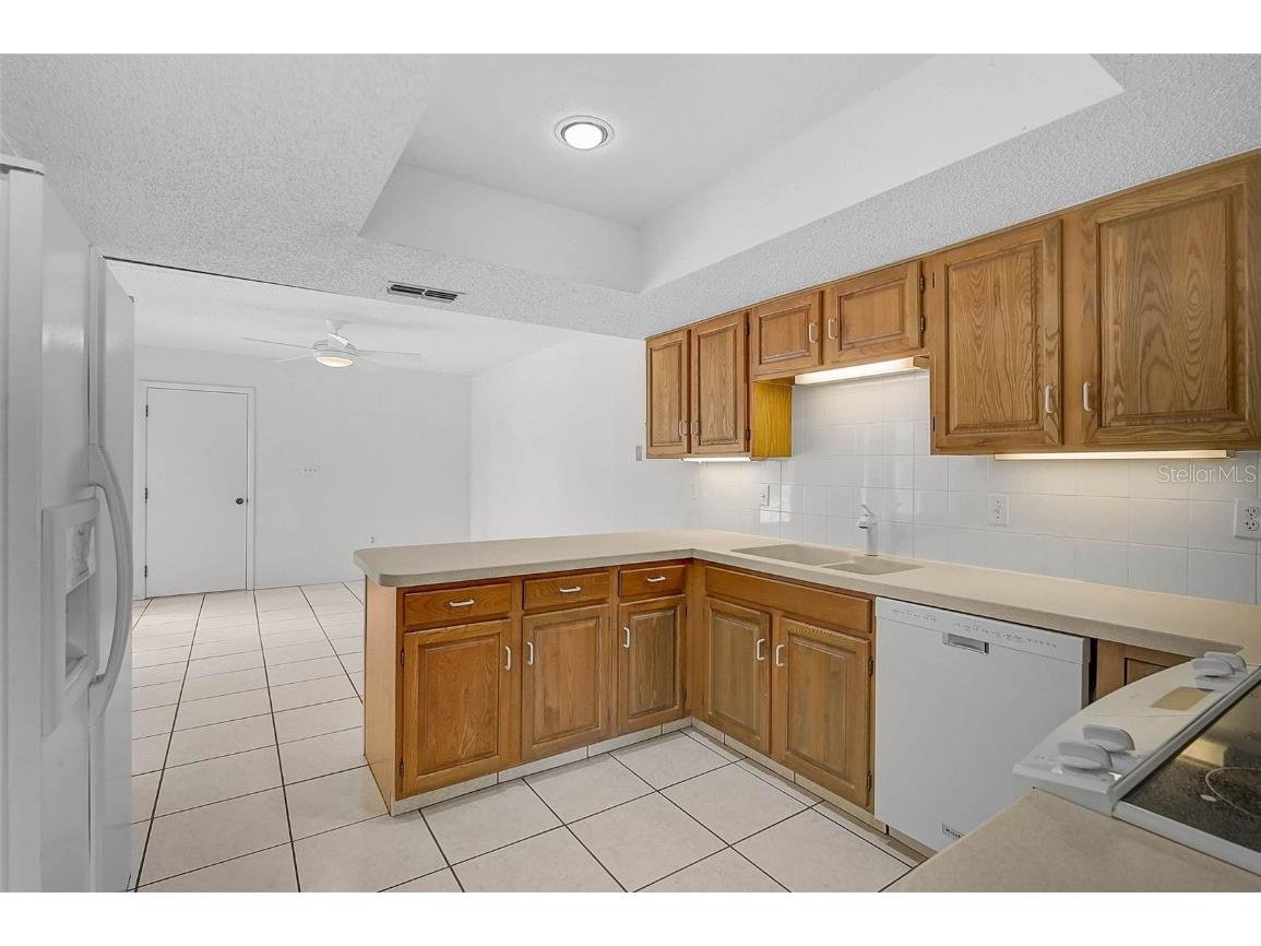 4414 La Jolla Drive #0 Bradenton FL 34210 A4671810 image7