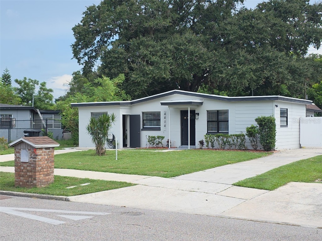 4414 Lake Lawne Avenue Orlando FL 32808 O6335595 image1