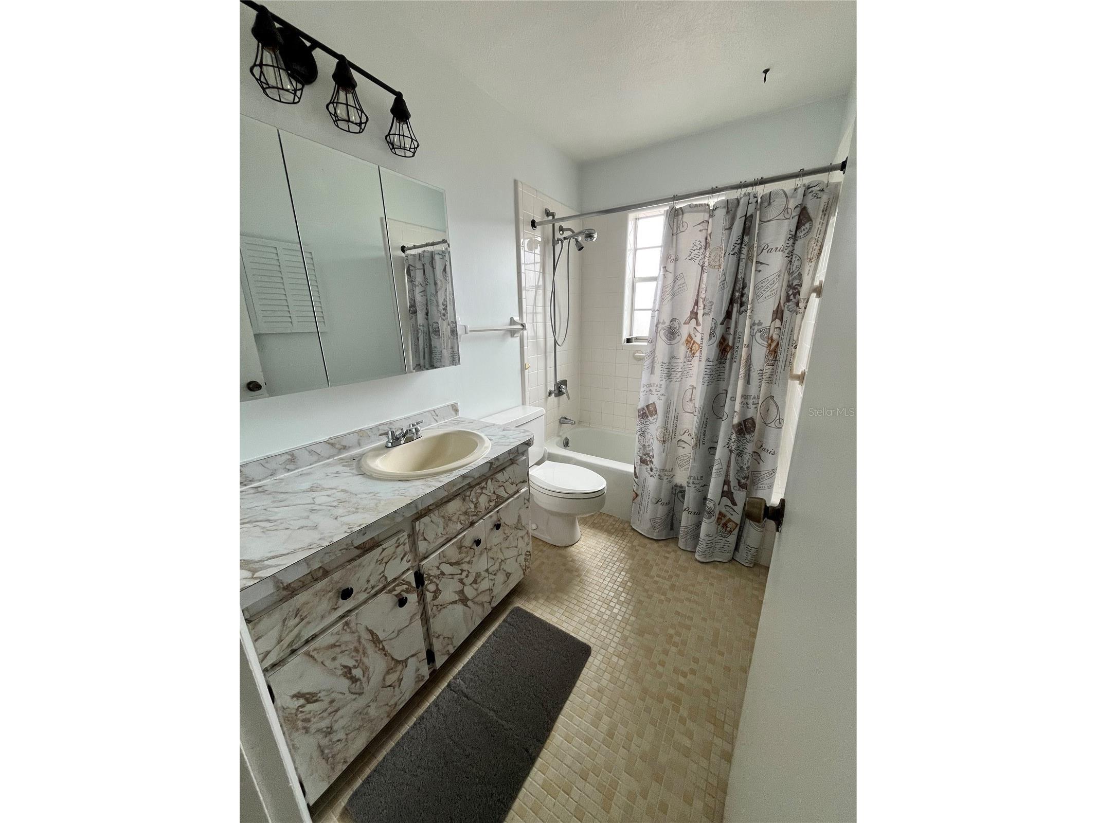 4414 Longford Drive Sarasota FL 34232 A4674882 image11