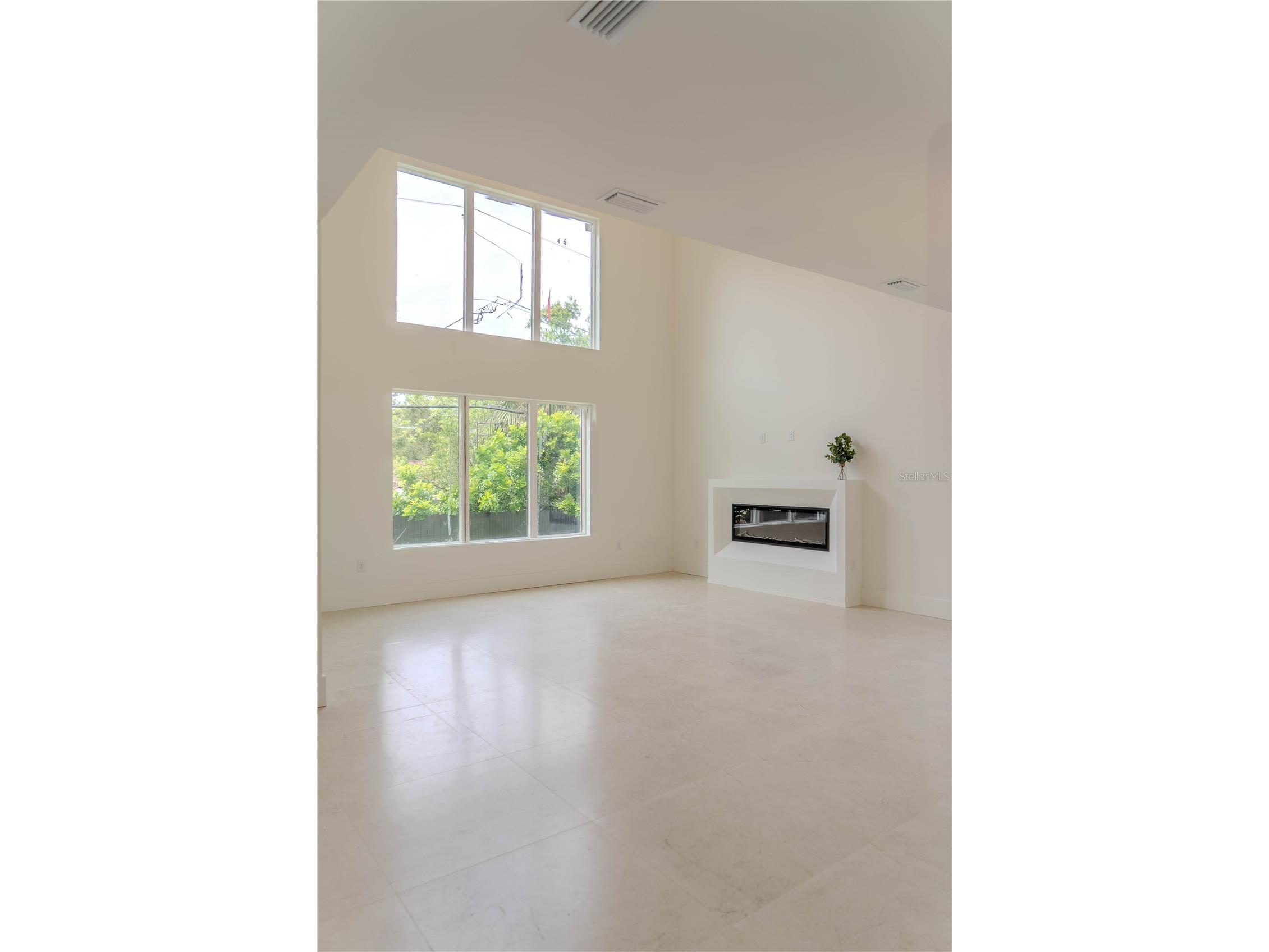 4414 W Lawn Avenue Tampa FL 33611 TB8498692 image17
