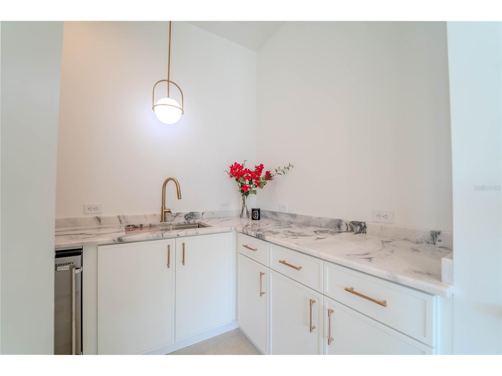4414 W Lawn Avenue Tampa FL 33611 TB8498692 image42