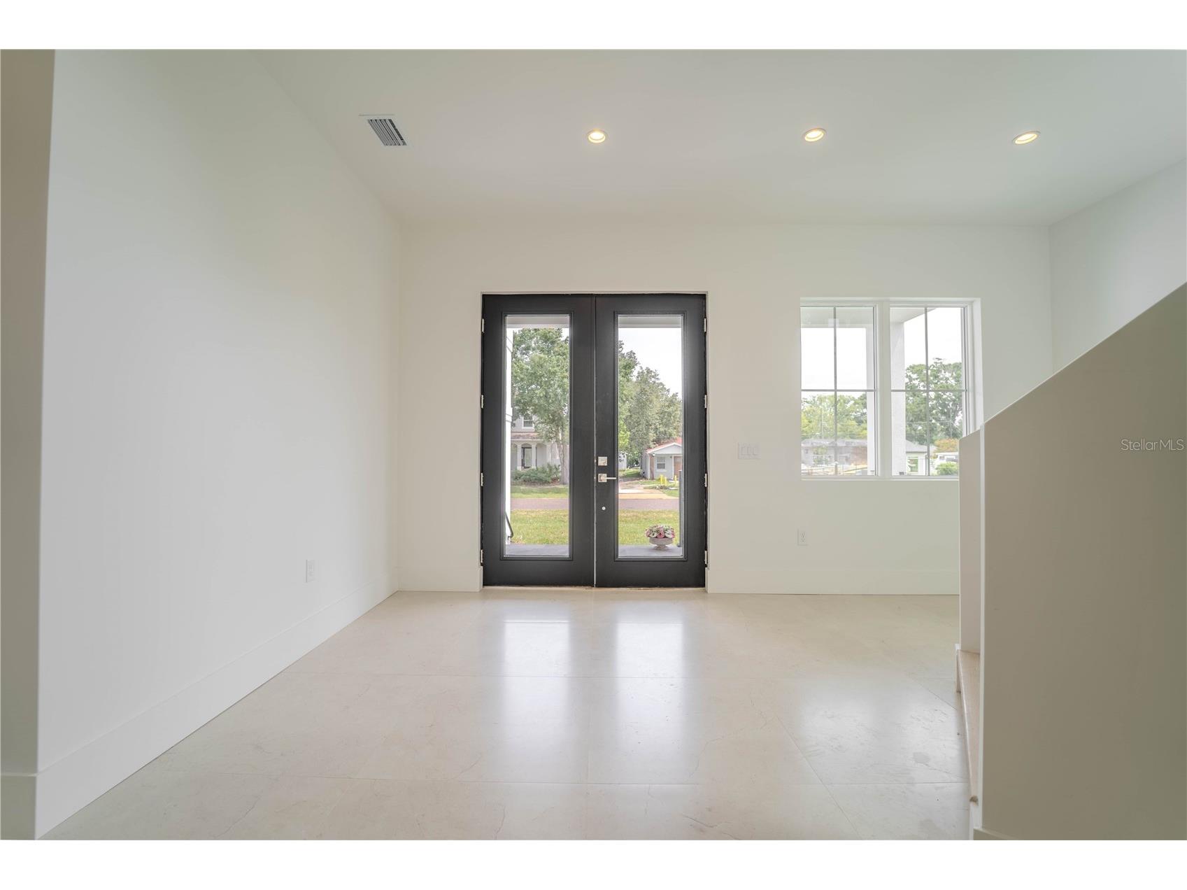 4414 W Lawn Avenue Tampa FL 33611 TB8498692 image55
